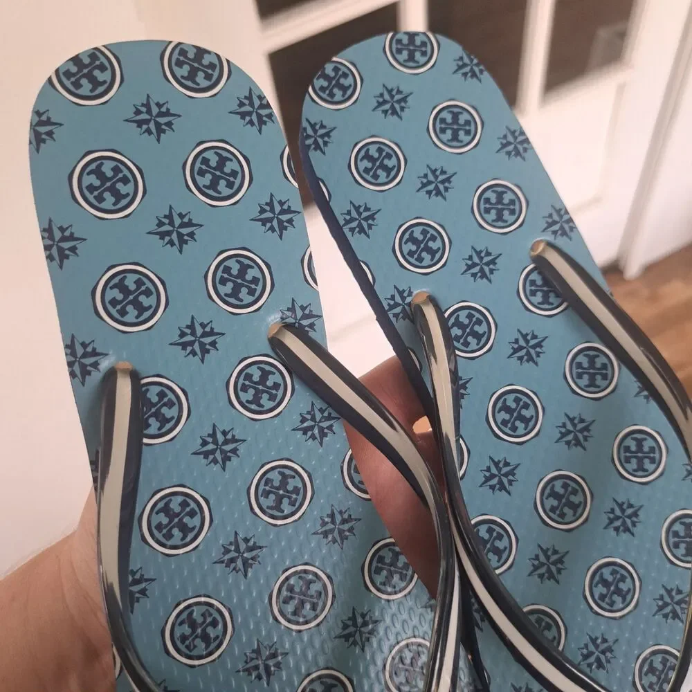 NEW Tory Burch Coastline Blue Compass Flip Flop Logo Women's Size 8 Thong Sandal